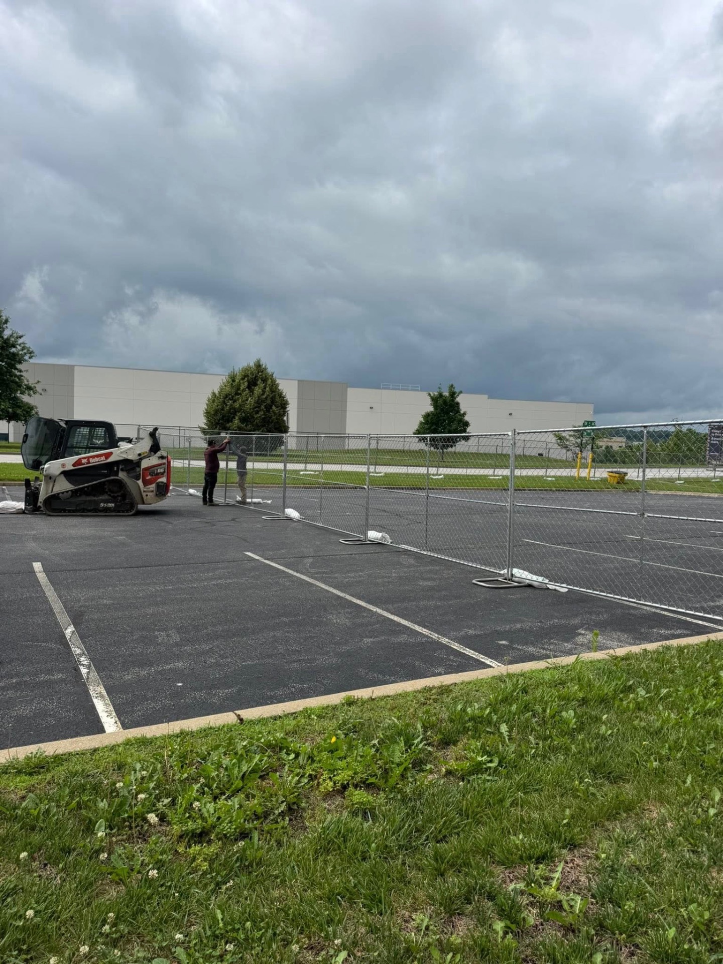 Temporary fence rental and install — Kentucky job site — S&S Fencing project 9