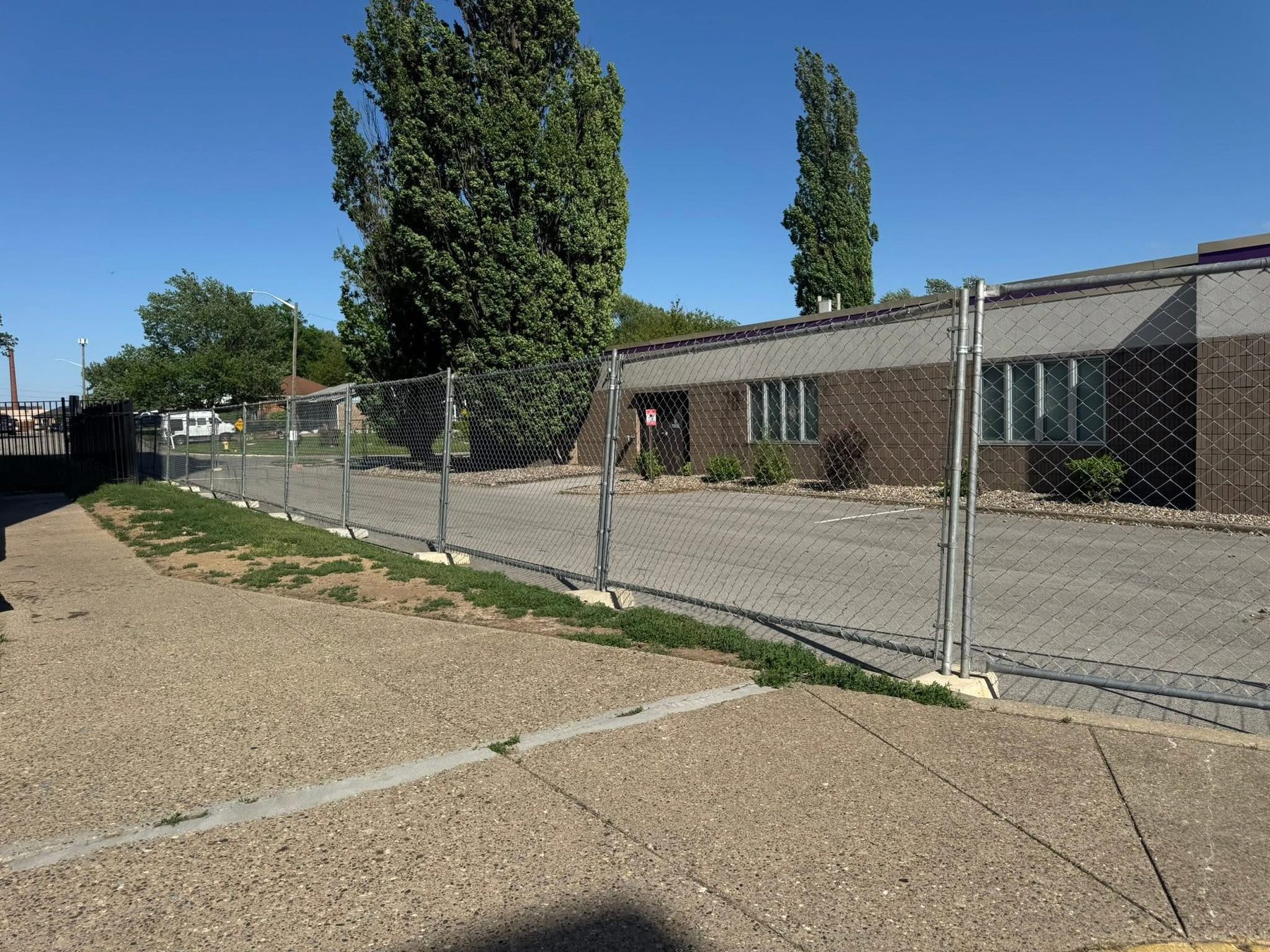 Temporary fence rental and install — Kentucky job site — S&S Fencing project 6