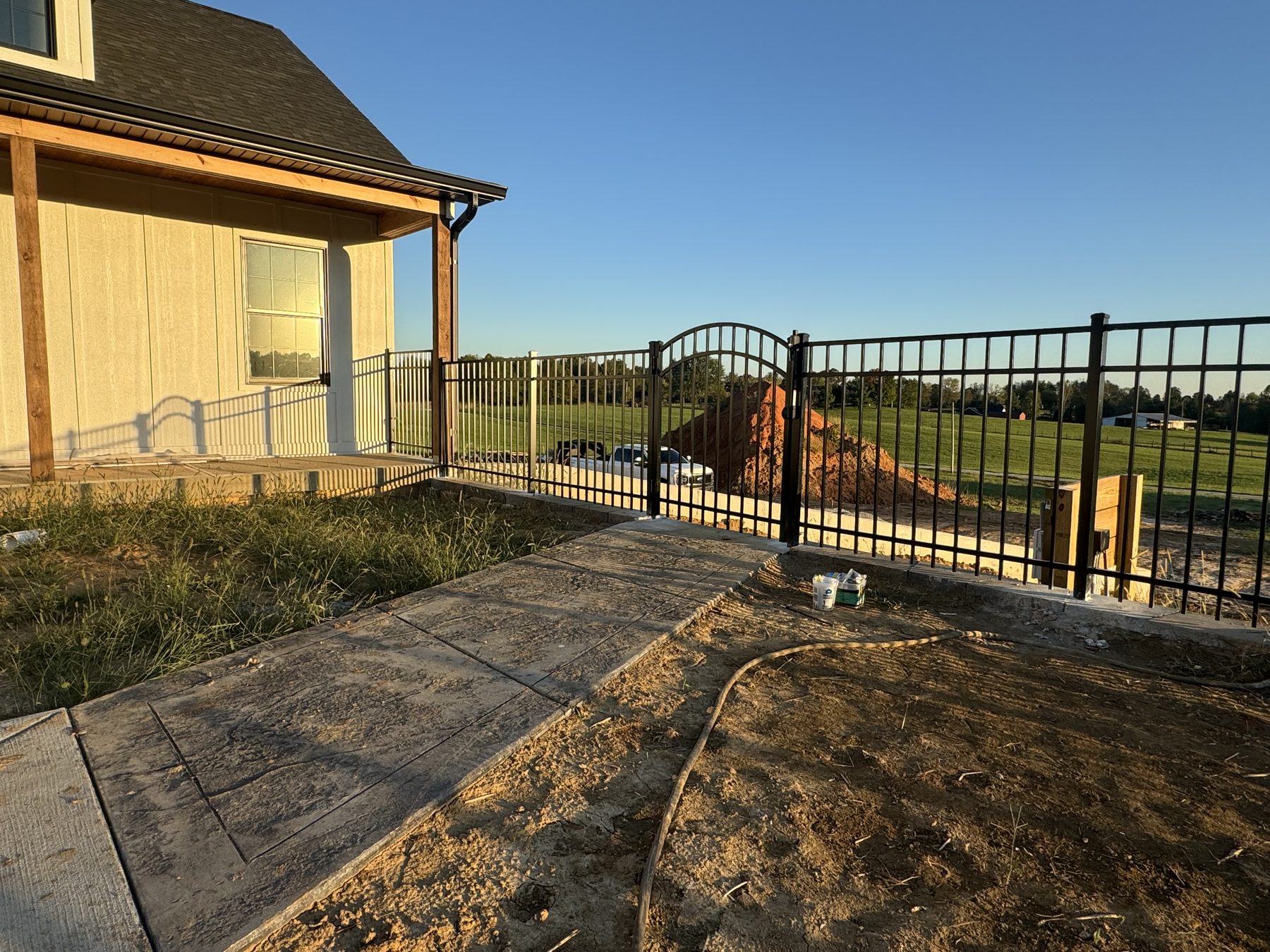 Ornamental aluminum fence install — S&S Fencing project 5