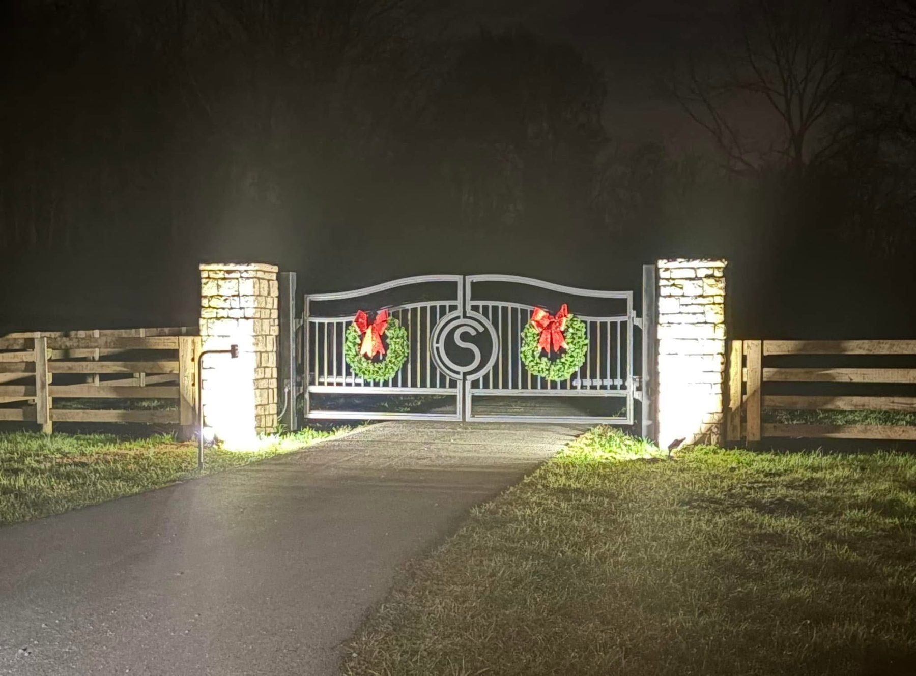Custom entrance, gate, and column install — S&S Fencing project 5