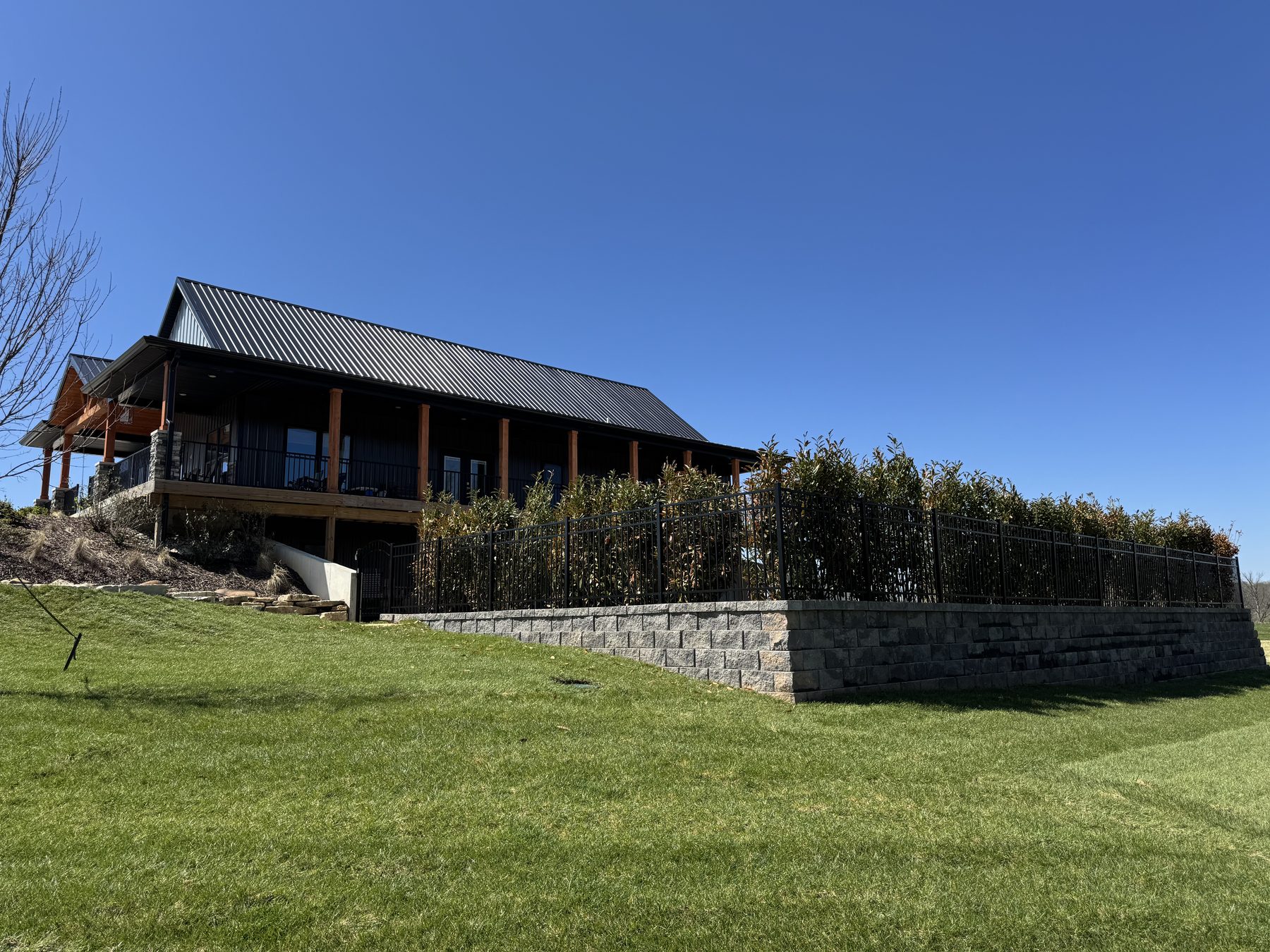 Ornamental aluminum fence install — S&S Fencing project 1